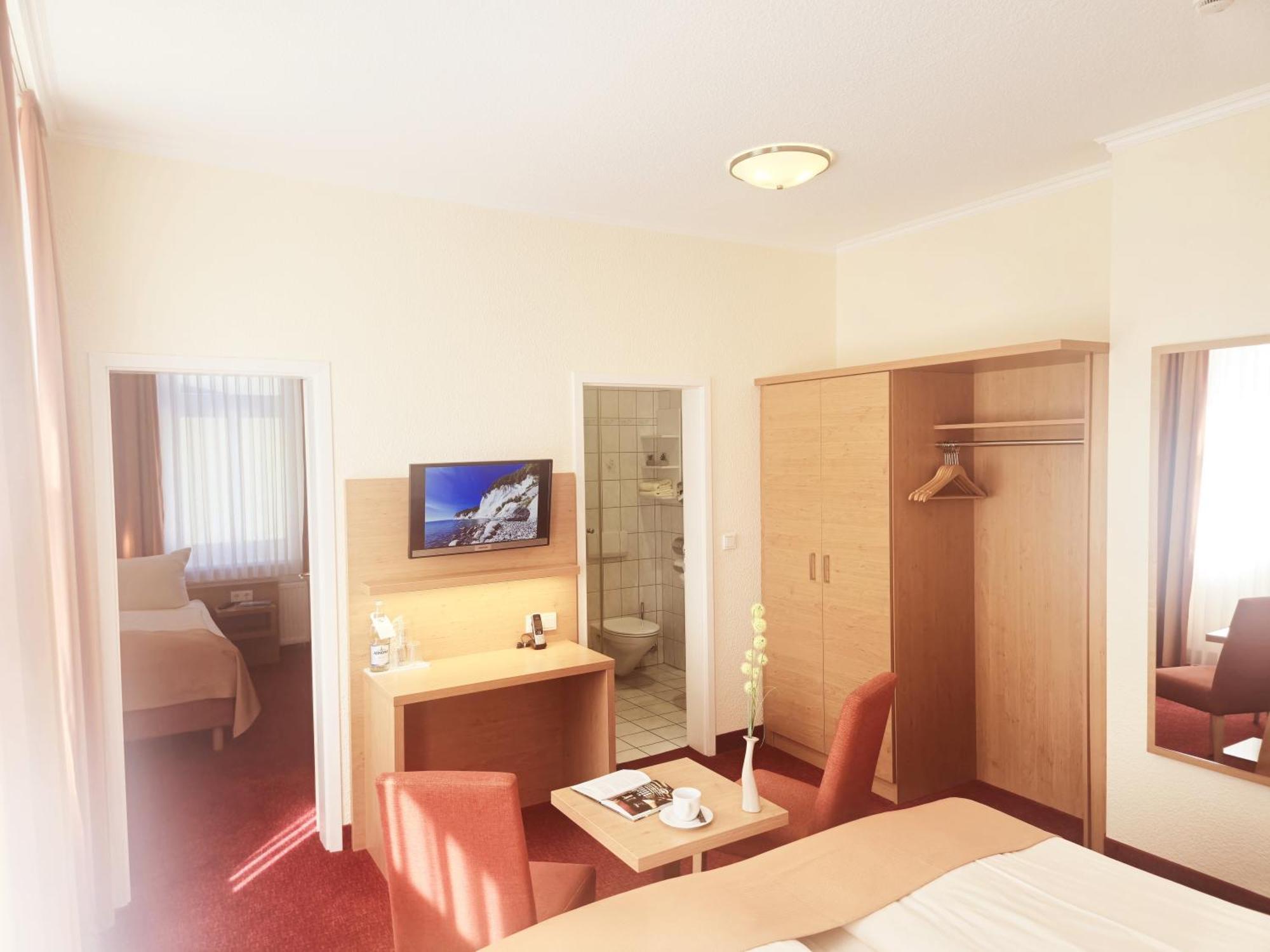 Hotel Villa Meeresgruss Binz Esterno foto